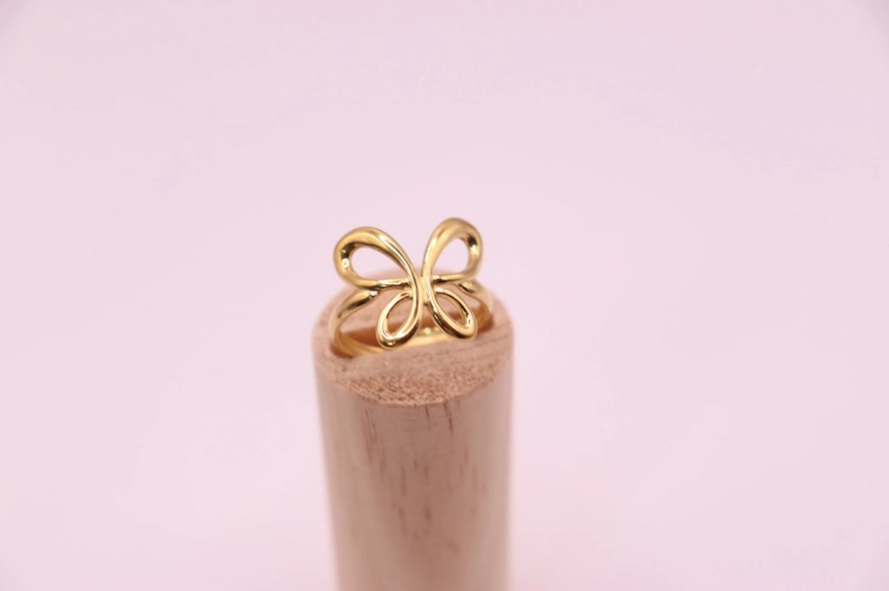 Fashion Woman Ring Gold Color Butterfly Shape Stainless Steel Free Size