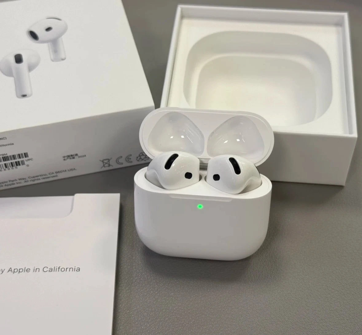 New Apple 4th Generation Wireless