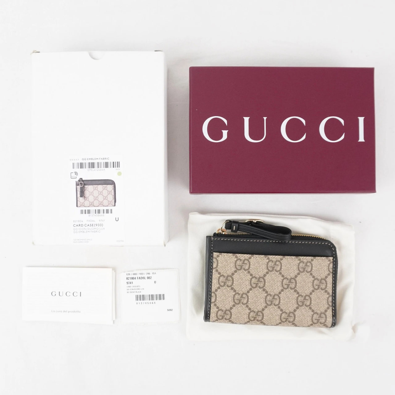 Gucci GG Emblem Canvas & Leather Zip-Around Card Case Wallet In Beige & Black